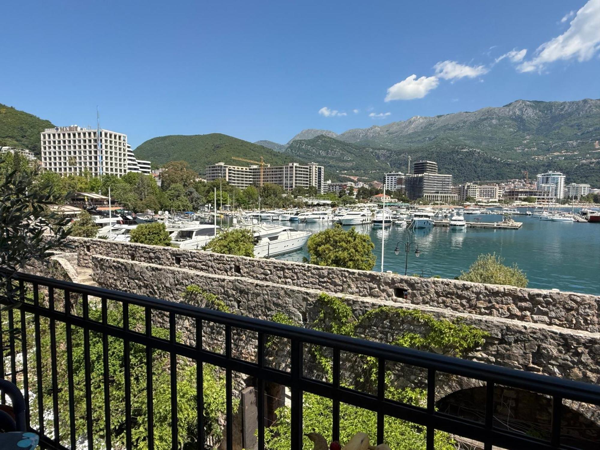 Apartments Aleksic Old Town Budva Buitenkant foto